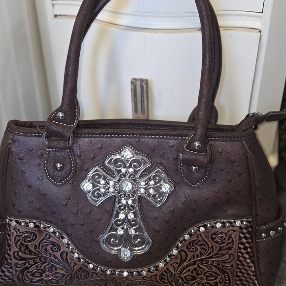 Elegant Brown Handbag with Cross Design - Picture 1 of 12